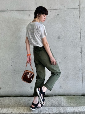 「AiRS（エアーズ）のアイテム」を使った、IMOKOさん（レディース・170cm）の夏コーディネート