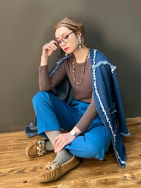 「リブニット」｜「アイテム（アナログ腕時計）」を使った、IMOKOさん（レディース・170cm）の冬コーディネート