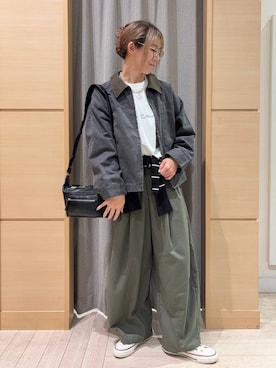 「アイテム（ブルゾン、グレー系）」を使った、でちさん（レディース・165cm）の秋コーディネート