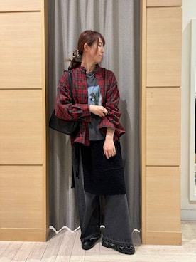 「アイテム（シュシュ）」を使った、でちさん（レディース・165cm）の秋コーディネート