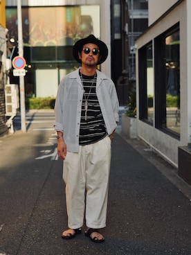 「schott（ショット）のSchott/ショット/TC DOUBLE PLEATED WIDE PANTS/2タック ワイドパンツ（チノパンツ）」を使った、ishizawaさん（メンズ・172cm）の春コーディネート