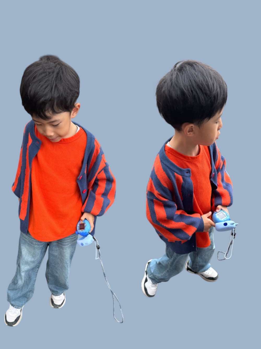 オレンジ系のTシャツ/カットソー、ホワイト系のスニーカー、ブルー系のカーディガン/ボレロを着用したキッズの秋コーディネートの1枚目の写真