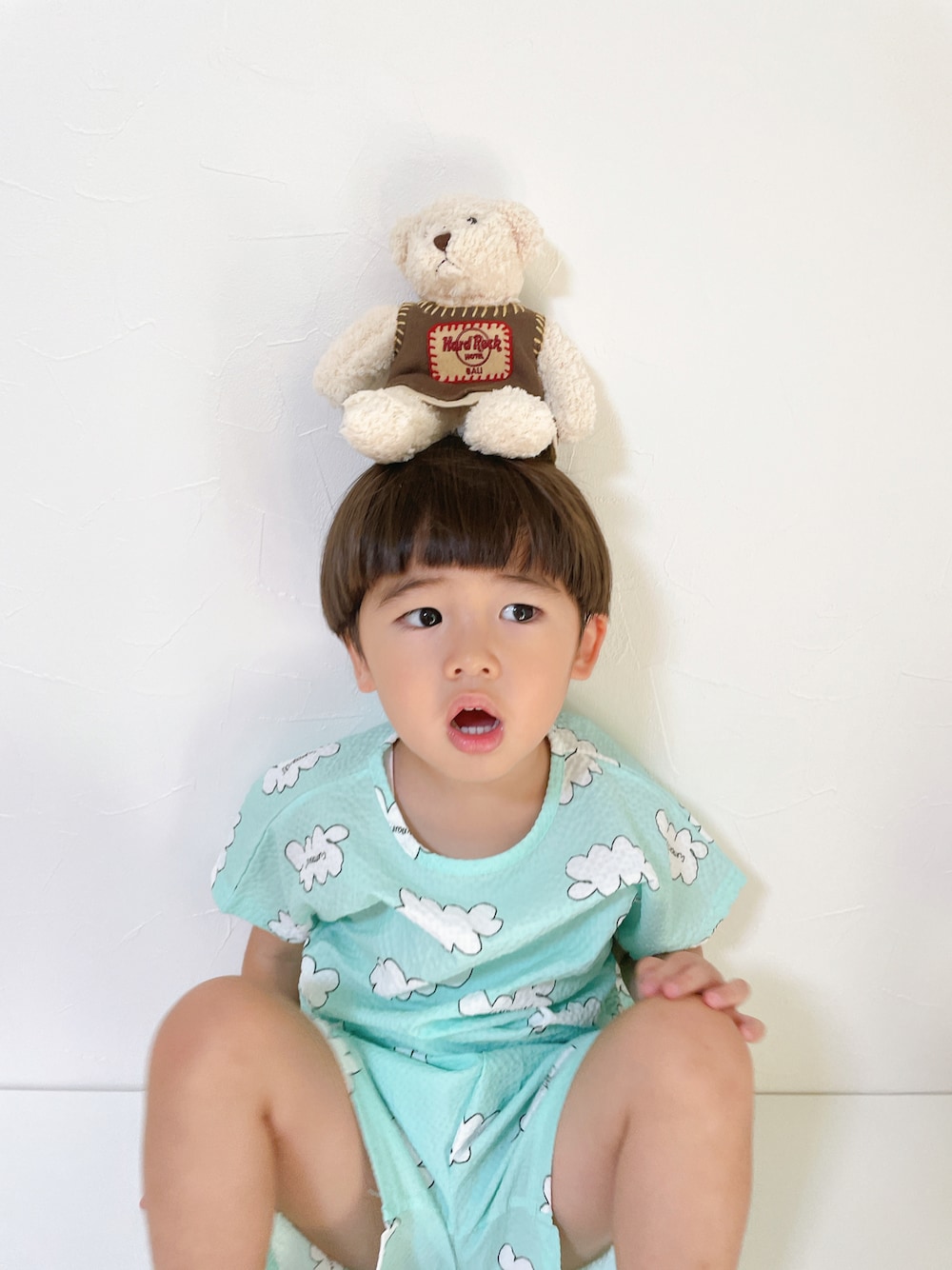 「セットアップ、夏コーデ、韓国子供服、みにょコーデ、ショートパンツ、サッカー生地、ミントカラー、ミントグリーン、雲柄」｜「minyoのアイテム（セットアップ、グリーン系）」を使った、みにょさん（キッズ・90cm）の夏コーディネートの1枚目の写真