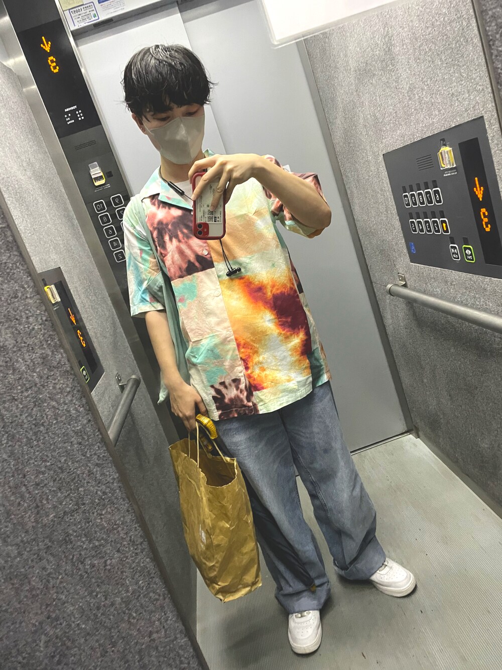 「ゆるコーデ、カジュアルコーデ、summer、ビッグシルエット、スニーカーコーデ」｜「H&Mのアイテム（デニムパンツ、ブルー系）」を使った、ゆみねむさん（レディース・160cm）の夏コーディネートの1枚目の写真