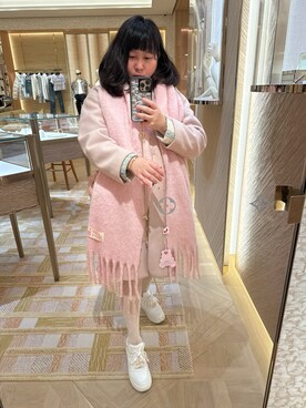 韋耀婷Pinky小兔喵さんのコーディネート