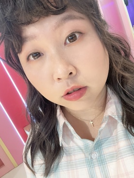 韋耀婷Pinky小兔喵さんのコーディネート