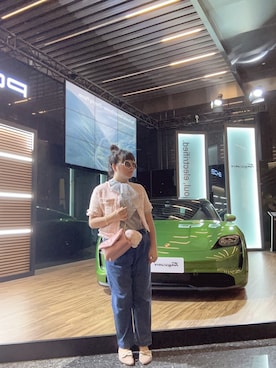 韋耀婷Pinky小兔喵さんのコーディネート