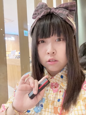 韋耀婷Pinky小兔喵さんのコーディネート