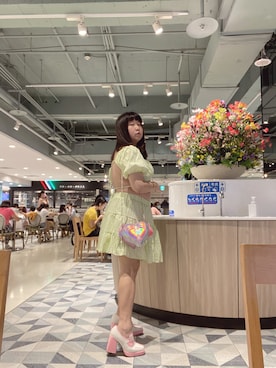 韋耀婷Pinky小兔喵さんのコーディネート