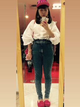 韋耀婷Pinky小兔喵さんのコーディネート