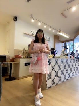 韋耀婷Pinky小兔喵さんのコーディネート