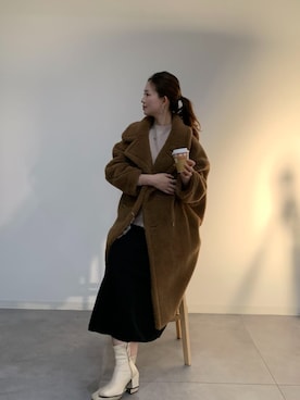 「アイテム（ムートンコート）」を使った、saisondepapillon_officialさん（レディース・168cm）の冬コーディネート