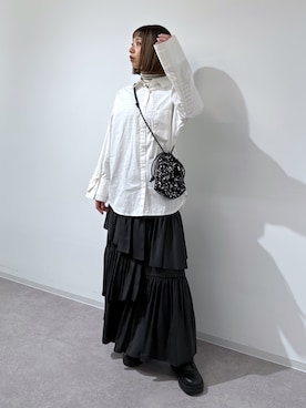 「FREE'S MART（フリーズマート）のスパンコール巾着バッグ（ハンドバッグ）」を使った、sakura_さん（レディース・155cm）の冬コーディネート