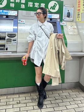 「FREE'S MART（フリーズマート）の◆フロントドロストオーバーサイズシャツ（Shirts、ホワイト系）」を使った、sakura_さん（レディース・155cm）の春コーディネート
