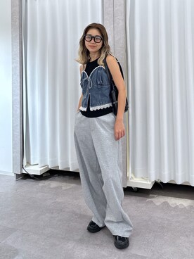 「FREE'S MART（フリーズマート）の◆レーストリムデニムビスチェ（シャツ/ブラウス、ブルー系）」を使った、sakura_さん（レディース・155cm）の夏コーディネート