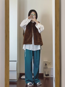 「Kastane（カスタネ）のアイテム（チノパンツ）」を使った、西瓜酱さん（レディース・163cm）の冬コーディネート