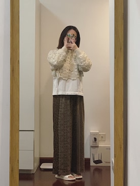 「Kastane（カスタネ）のアイテム（チノパンツ）」を使った、西瓜酱さん（レディース・163cm）の冬コーディネート