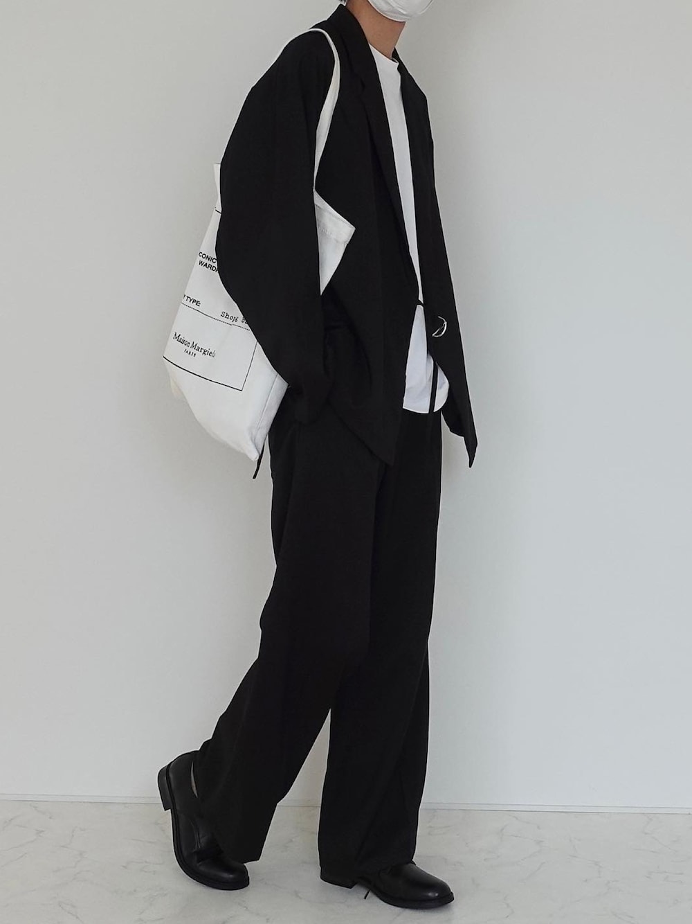 「WYM LIDNMの【WYM LIDNM】HEAVY WEIGHT BASIC BIG-TEE/カットソー（Tシャツ/カットソー、ホワイト系）」を使った、xMe1x / めいさん（メンズ・177cm）の秋コーディネートの1枚目の写真