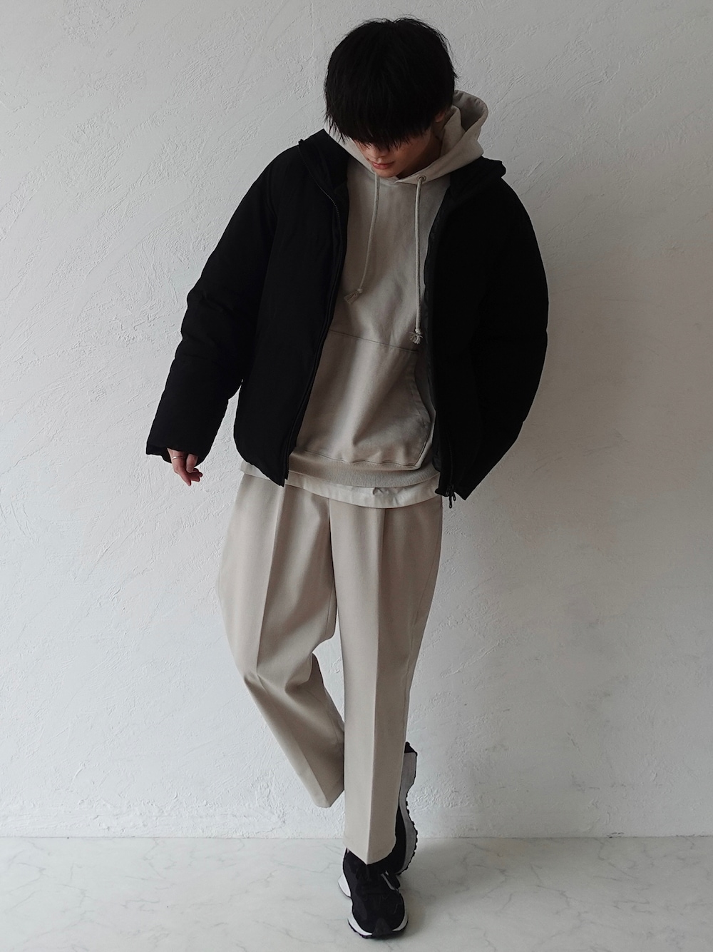 「LIDNMのLAYERED TANK TOP（タンクトップ、ホワイト系）」を使った、xMe1x / めいさん（メンズ・177cm）の冬コーディネートの1枚目の写真