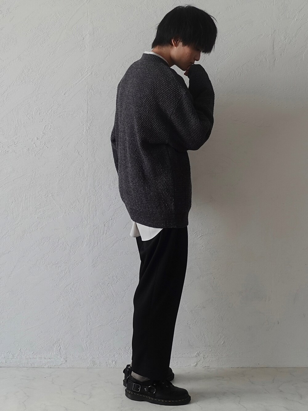 「LIDNMのWOOL GABA WIDE SHIRT（シャツ/ブラウス、ホワイト系）」を使った、xMe1x / めいさん（メンズ・177cm）の冬コーディネートの1枚目の写真