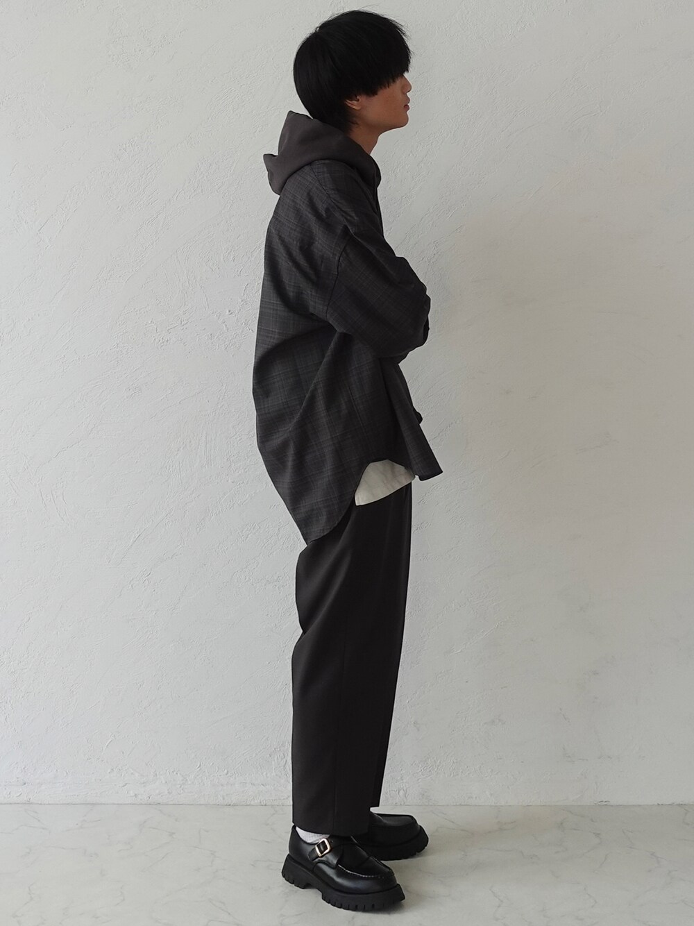 「LIDNMのLAYERED TANK TOP（タンクトップ、ホワイト系）」を使った、xMe1x / めいさん（メンズ・177cm）の冬コーディネートの1枚目の写真