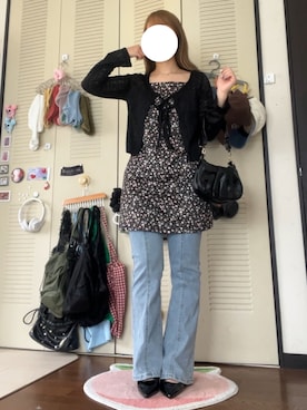 「アイテム（パンプス）」を使った、モモ子さん（レディース・150cm）の夏コーディネート