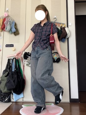 「アイテム（スニーカー）」を使った、モモ子さん（レディース・150cm）の夏コーディネート