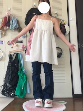 「アイテム（パンツ）」を使った、モモ子さん（レディース・150cm）の夏コーディネート