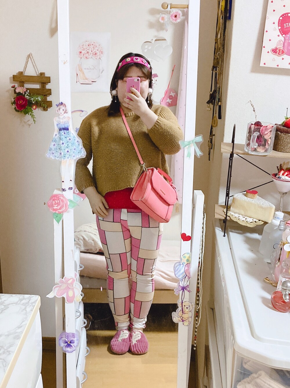 「りおん系、バレンタイン、チョコ色に染まれ」｜「& chouetteの2WAYバッグ（ショルダーバッグ、ピンク系）」を使った、麗園ファンタジー〇*ﾟさん（レディース・162cm）の冬コーディネートの1枚目の写真
