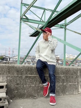 「DEDESKEN（デデスケン）のアイテム」を使った、空飛ぶぺんぎんさん（メンズ・175cm）の春コーディネート