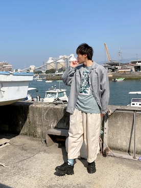 「Adoon plain（アドーンプレーン）のアイテム（ソックス/靴下）」を使った、空飛ぶぺんぎんさん（メンズ・175cm）の春コーディネート