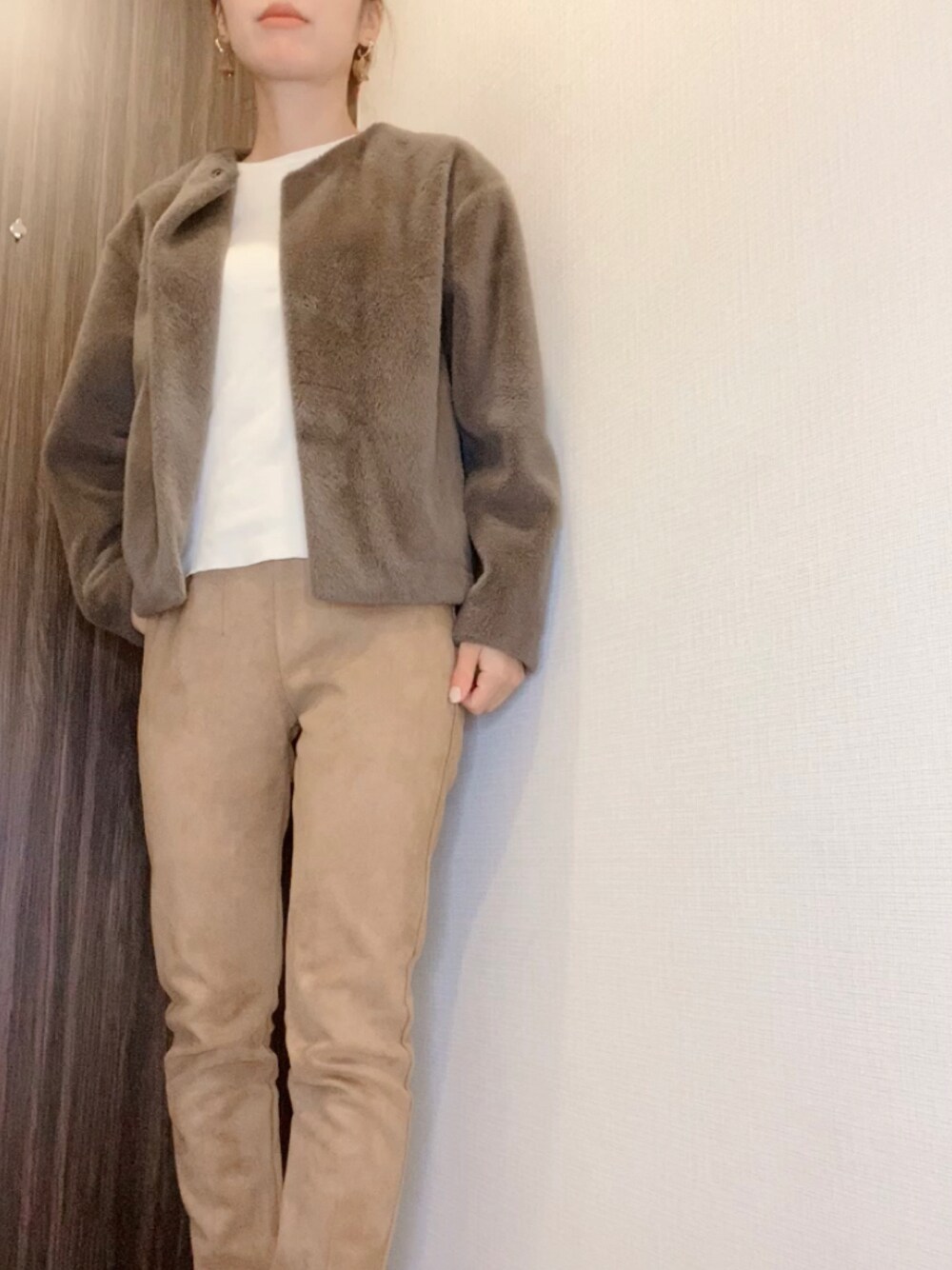 「シンプル、秋、パンツスタイル、きれいめカジュアル、低身長コーデ、今日のコーデ、ラフコーデ、ラフ、ユニクロ、ビューティ&ユース」｜「UNIQLOのアイテム（ノーカラージャケット、ブラウン系）」を使った、でつさん（レディース・152cm）の秋コーディネートの1枚目の写真