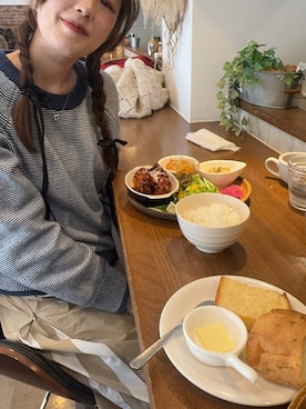 「LAKOLE（ラコレ）のアイテム」を使った、yuzuさん（レディース・165cm）の春コーディネート