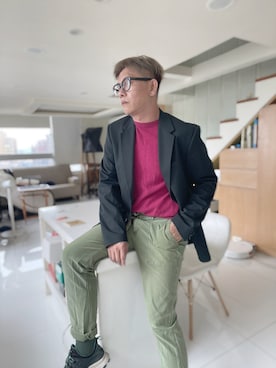 「撞色」｜Jeffreyさん（メンズ・173cm）の春コーディネート