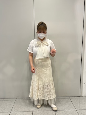 「one after another NICE CLAUP(ワンアフターアナザーナイスクラップ)の前後2WAYベルスリーブボウタイニット(ニット/セーター、ブラック系)」を使った、sakata chisakiさん(レディース・157cm)の春コーディネート