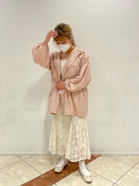「one after another NICE CLAUP(ワンアフターアナザーナイスクラップ)のバッククロス/シャーリングキャミワンピース(ワンピース、ホワイト系)」を使った、sakata chisakiさん(レディース・157cm)の春コーディネート