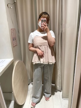 「one after another NICE CLAUP(ワンアフターアナザーナイスクラップ)のシャーリングデザインキャミビスチェ(キャミソール、ピンク系)」を使った、sakata chisakiさん(レディース・157cm)の春コーディネート