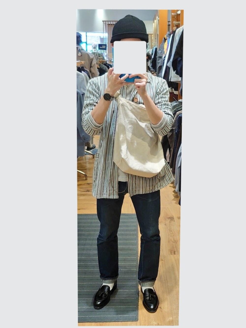 「古着」｜「古着のアイテム（その他アウター、ブルー系）」を使った、boraneさん（メンズ・170cm）の春コーディネートの1枚目の写真