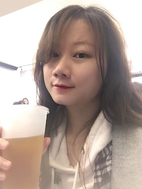 「Abercrombie&Fitch（アバークロンビーアンドフィッチ）のアイテム（ジャージ）」を使った、Sophia Changさん（レディース・167cm）の冬コーディネート