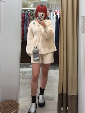 「アイテム（サンダル）」を使った、ささかまさん（レディース・165cm）の冬コーディネート