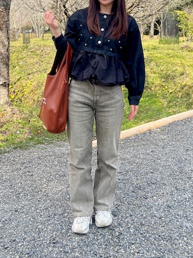 「RED CARD TOKYO（レッドカード）のアイテム（パンツ）」を使った、まいさん（レディース・155cm）の春コーディネート