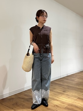 「SENSE OF PLACE by URBAN RESEARCH(センスオブプレイスバイアーバンリサーチ)の『洗濯可』近赤外線カットエリツキニットベスト(ベスト、ブラウン系)」を使った、wakanaさん(レディース・158cm)の春コーディネート
