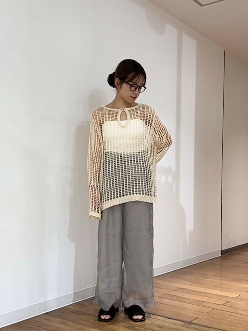 キーネックメッシュニット