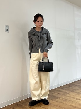 「SENSE OF PLACE by URBAN RESEARCH(センスオブプレイスバイアーバンリサーチ)の『洗濯可』スカーフツキニットカーディガン(カーディガン/ボレロ、グレー系)」を使った、wakanaさん(レディース・158cm)の秋コーディネート