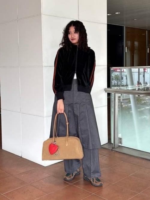BEAMS WOMENRay BEAMSさんのトートバッグを使ったコーディネート
