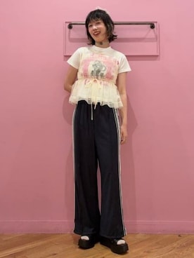 「Ray BEAMS（レイビームス）のレースライントラックパンツ（其他褲裝、ブルー系）」を使った、Ray BEAMSさん（レディース・161cm）の春コーディネート