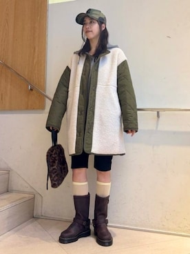 「アイテム（ノーカラーコート）」を使った、Ray BEAMSさん（レディース・159cm）の秋コーディネート