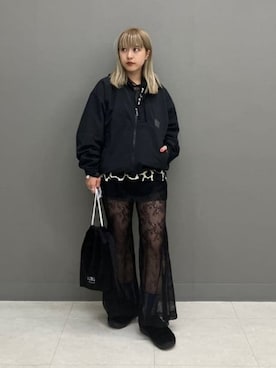 「大人ガーリー」｜「アイテム（ナイロンジャケット）」を使った、Ray BEAMSさん（レディース・155cm）の秋コーディネート