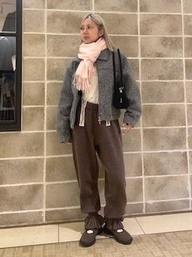 「アイテム（トートバッグ、ブラック系）」を使った、Ray BEAMSさん（レディース・158cm）の冬コーディネート