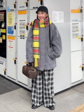 「アイテム（マフラー）」を使った、Ray BEAMSさん（レディース・153cm）の秋コーディネート